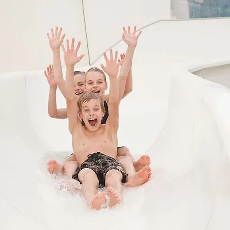 Kompleks wypoczynkowy Landal Seawest 4*
